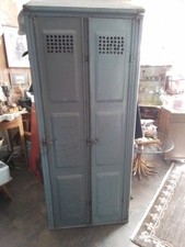 Alter Spind Metallschrank Industriedesign Kleiderschrank 2-türig Vintage