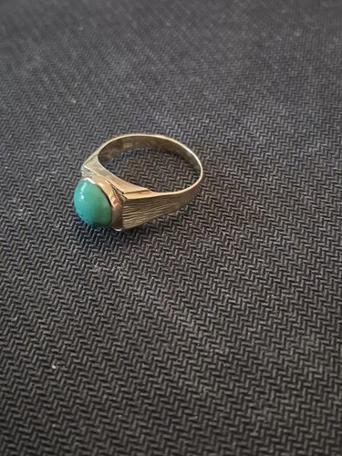 Goldring 585 mit - , grünem