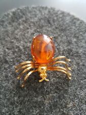 Bernsteinbrosche  mit Einschluss