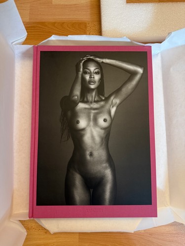 Naomi collector edition - collector's,