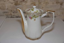 Kaffeekanne von Chodziez, Farbe: weiß, H=24cm, mit rosa Rosendekor