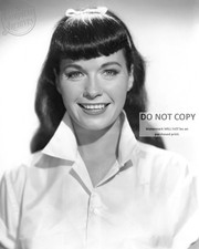 BETTIE PAGE MODEL UND