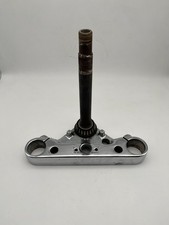 Suzuki VS1400 Gabelbrücke Unten Gabeljoch Fork Lower VS 1400 #34015