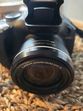 Canon PowerShot SX30 IS 14,1 MP Digitalkamera - Schwarz