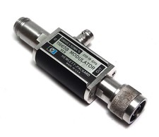 Hewlett Packard HP 11665B UKW/VHF/UHF/Mikrowellen Modulator, 15 MHz ... 18 GHz
