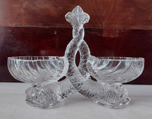 Seltene saliere mit fischen - seltene,