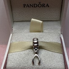 265B NWOT AUTH PANDORA SS