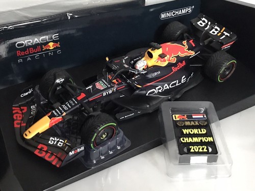 Minichamps 110221801 redbull - 110221801,
