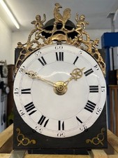 MONATSLÄUFER I COMTOISE I COQ I  I CA. 1780 I GEFALTETE HÄNDE I TOP