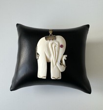 Elefant Anhänger geschnitzt