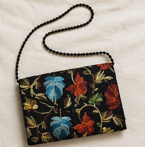 Schwarze clutch handtasche mit - schwarze,