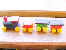 1/12 Miniatur Zug Eisenbahn Holzspielzeug Puppenhaus Zubehör