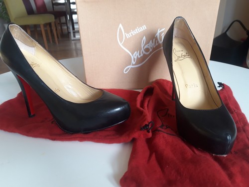Christian louboutin pumps - christian,