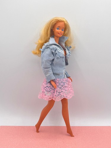 Alte barbie puppenkleidung - alte,