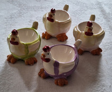 Eierbecher - Hühner - 4 Stk. - verschiedene Farben - Porzellan