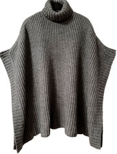 Poncho/Cape  MICHAEL KORS 30%