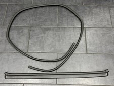 BMW 5 Series F10 F11 Rubber