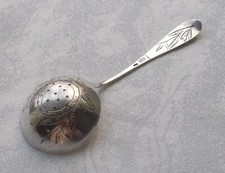 *RAR* Stilvoller Sieblöffel 84 Zolotnik 875er Silber Handarbeit, Moskau um 1870