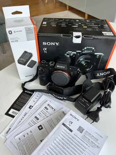 Sony alpha - alpha, +
