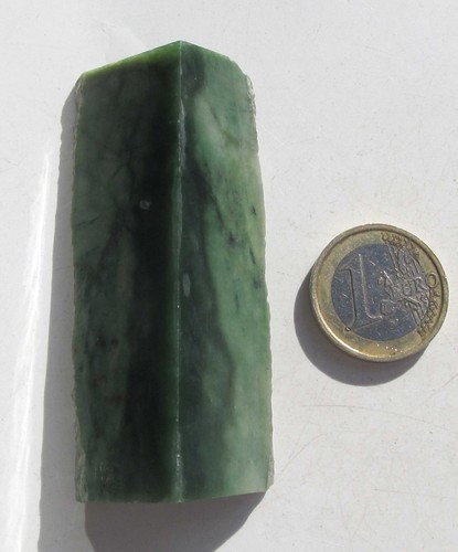 Nephrit jade rohstein - nephrit,