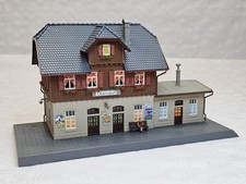 VAU-PE 8223 H0 BAHNHOF m