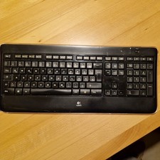 Logitech K800 Illuminated – Kabellose Tastatur mit Beleuchtung (DE-Layout)
