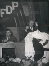 1954 Press Photo General Hasso