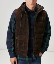 Dunkelbraune Wildleder