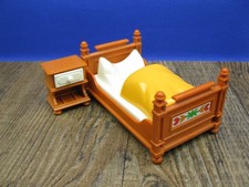 Bett mit Nachttisch Möbel