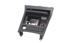 Aschenbecher Anzünder vorne