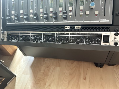 Behringer ultralink pro mx882 - ultralink,