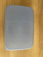 Tupperdose rechteckig mit blauem Deckel 650ml