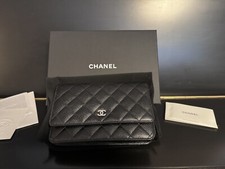 Orig. Chanel WOC Caviar Silber