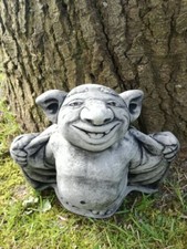 Gartenfigur Steinfigur Troll '' Schnapsnase mit Rum Buddel '' Frostsicher
