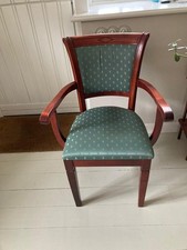 Stühle – sehr guter Zustand