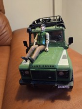 Spielauto Land Rover von BRUDER