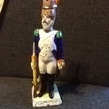  Porzellanfigur  GDR 1877   Soldat   gebraucht