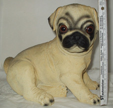 Mops Welpe Deko Figur sitzend - groß Höhe 21 cm  - Hund  Kunststein Garten