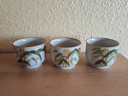 Drei teebecher teetassen aus - drei,
