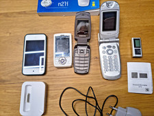 Alte Handys - Konvolut - NEC, Samsung, Mobistel, Apple iPod, S2 MP3 Player