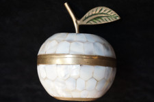 Vintage Schmuckdose Apfel aus