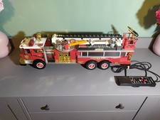RETRO Spielzeugfeuerwehr Ferngesteuert NEW BRIGHT 1990 Rarität 70cm