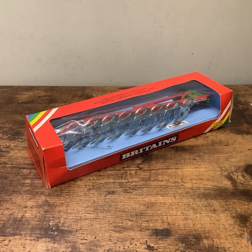Britains farm 9554 - britains, kverneland