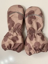 H&M, Wasserabweisende