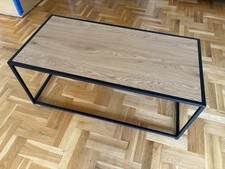 Amazon Basics Joern Rechteckiger Couchtisch mit Tischplatte in Wildeiche Optik 