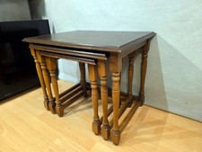 3er-Set Nesting-Tische aus Holz Beistelltisch Satztische