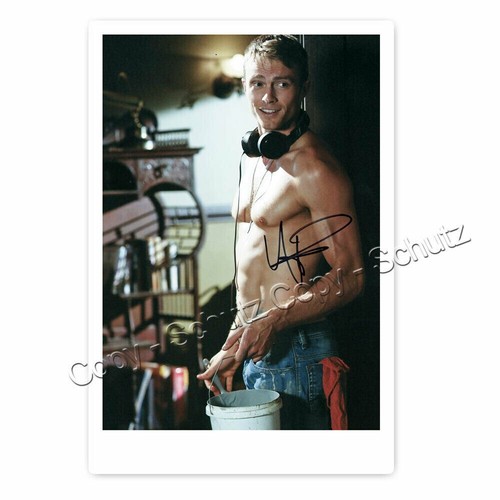 Wilson bethel actor writer - bethel,