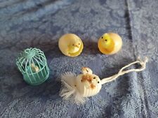 Oster Dekoration 2 Küken im Ei - Vogelkäfig - Bienenkorb - ca. 4x3,5 cm