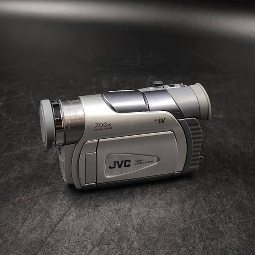 Jvc d20 700x digital - gr-d20,