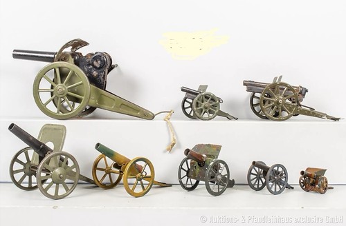 Sammlung alter blechkanonen - sammlung,